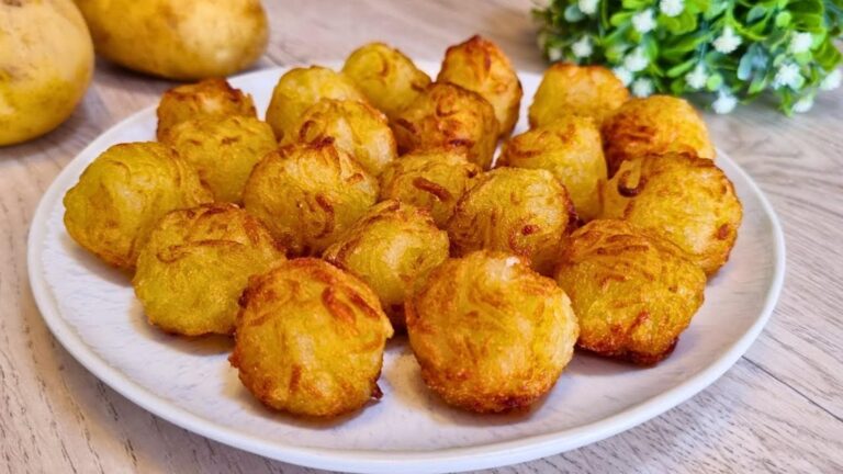 Questo semplice gesto rende le patate croccanti e deliziose… tutti ne vorranno il segreto!
