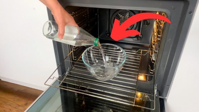 9 trucchi infallibili per un forno sempre pulito e senza fatica