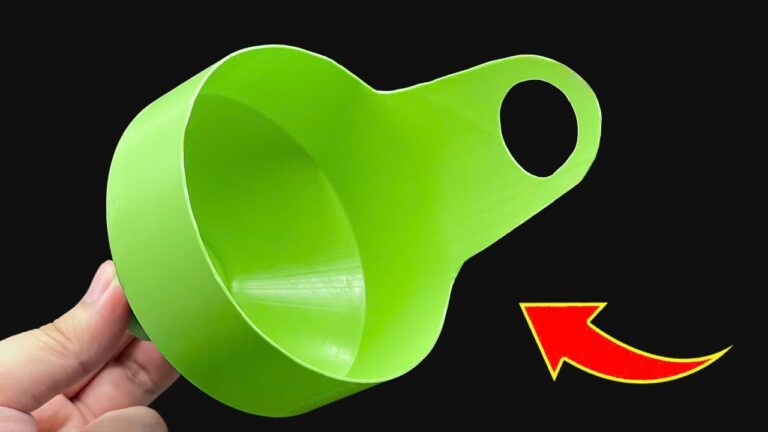5 trucchi geniali con bottiglie di plastica che devi assolutamente provare!